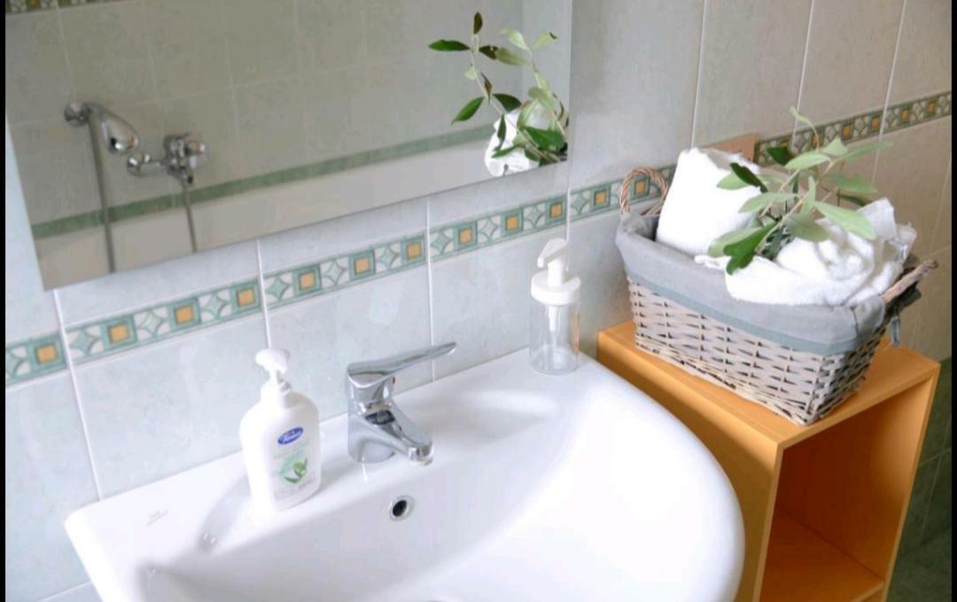 La casa di Mariagrazia rooms con cucina condivisa e terrazza Sammichele Di Bari Esterno foto