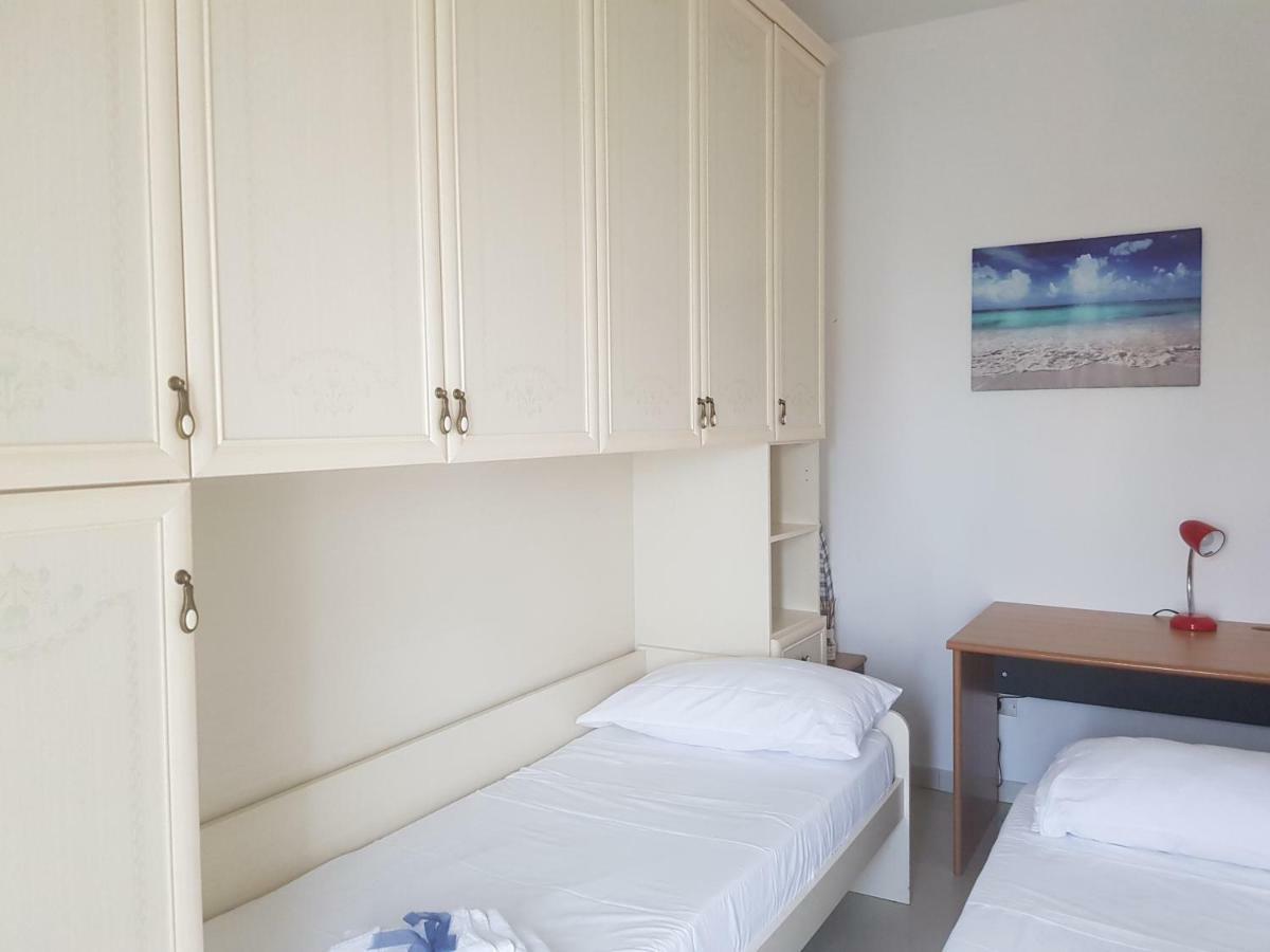 La casa di Mariagrazia rooms con cucina condivisa e terrazza Sammichele Di Bari Esterno foto