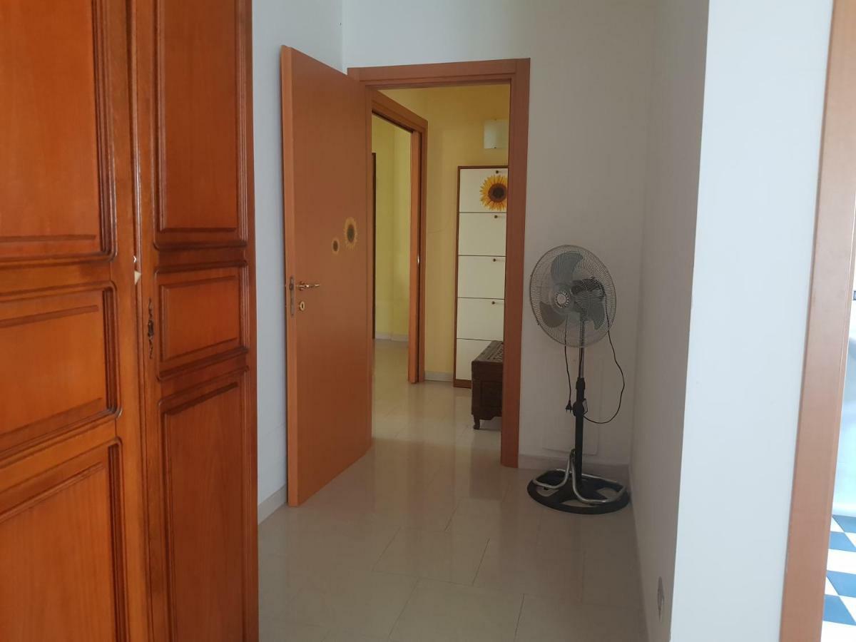 La casa di Mariagrazia rooms con cucina condivisa e terrazza Sammichele Di Bari Camera foto
