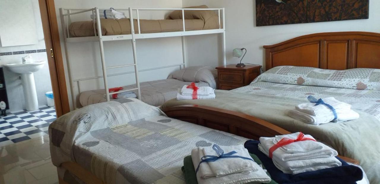 La casa di Mariagrazia rooms con cucina condivisa e terrazza Sammichele Di Bari Esterno foto